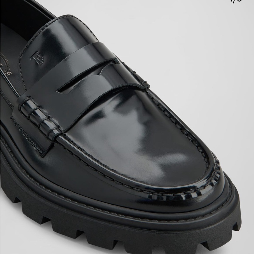 TOD’S Women’s Black Calfskin Lug Sole Penny Loafers (US36 1/2) - Picture 3 of 10